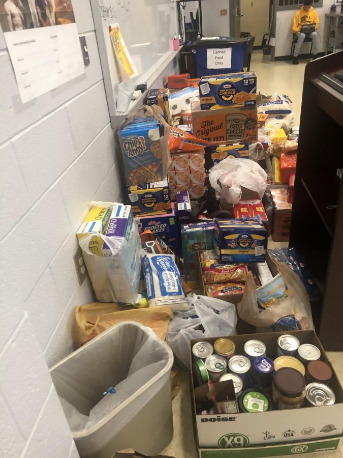 Students donated hundreds of pounds of food to SkillsUSAs Thanksgiving food drive. Donations will go to North Fulton Community Charities.