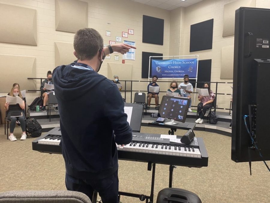 Van Dyke teaches a winter piece to his online and in-person students.