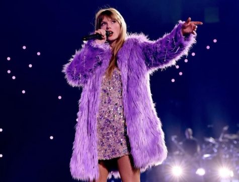 As Eras Tour Kicks Off, Swifties Grow More Frustrated With Ticketmaster